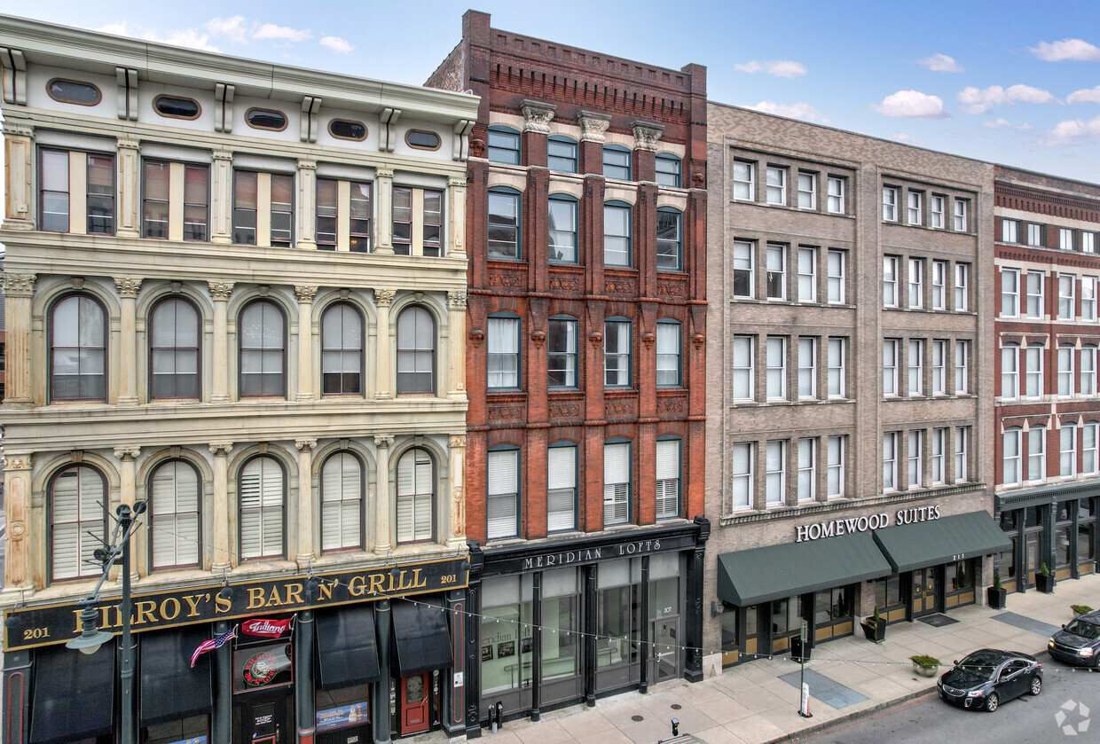 Primary Photo - Meridian Lofts