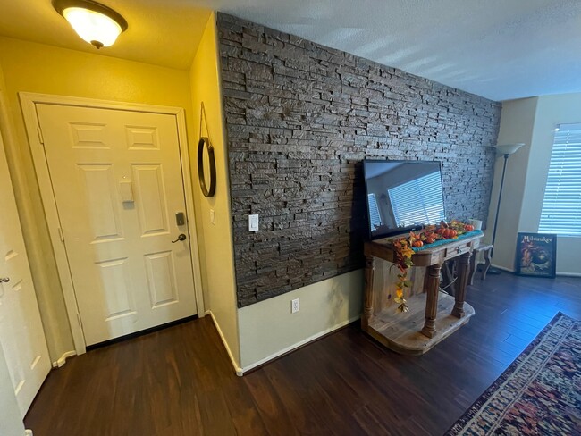 Entryway - 1107 E Bell Rd