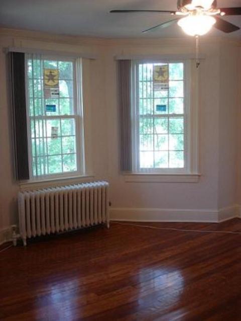 Building Photo - 3104 Bayonne Ave.