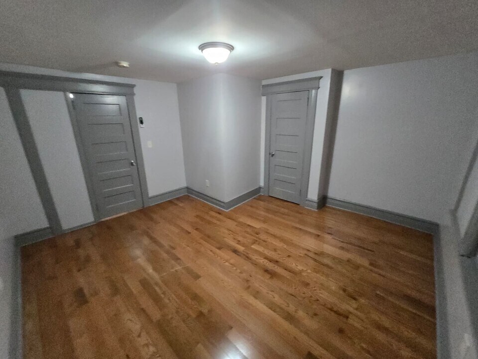 47 Baldwin Ave #3 — photo 5 of 7