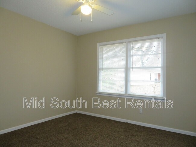 Building Photo - 3208 Tatum St