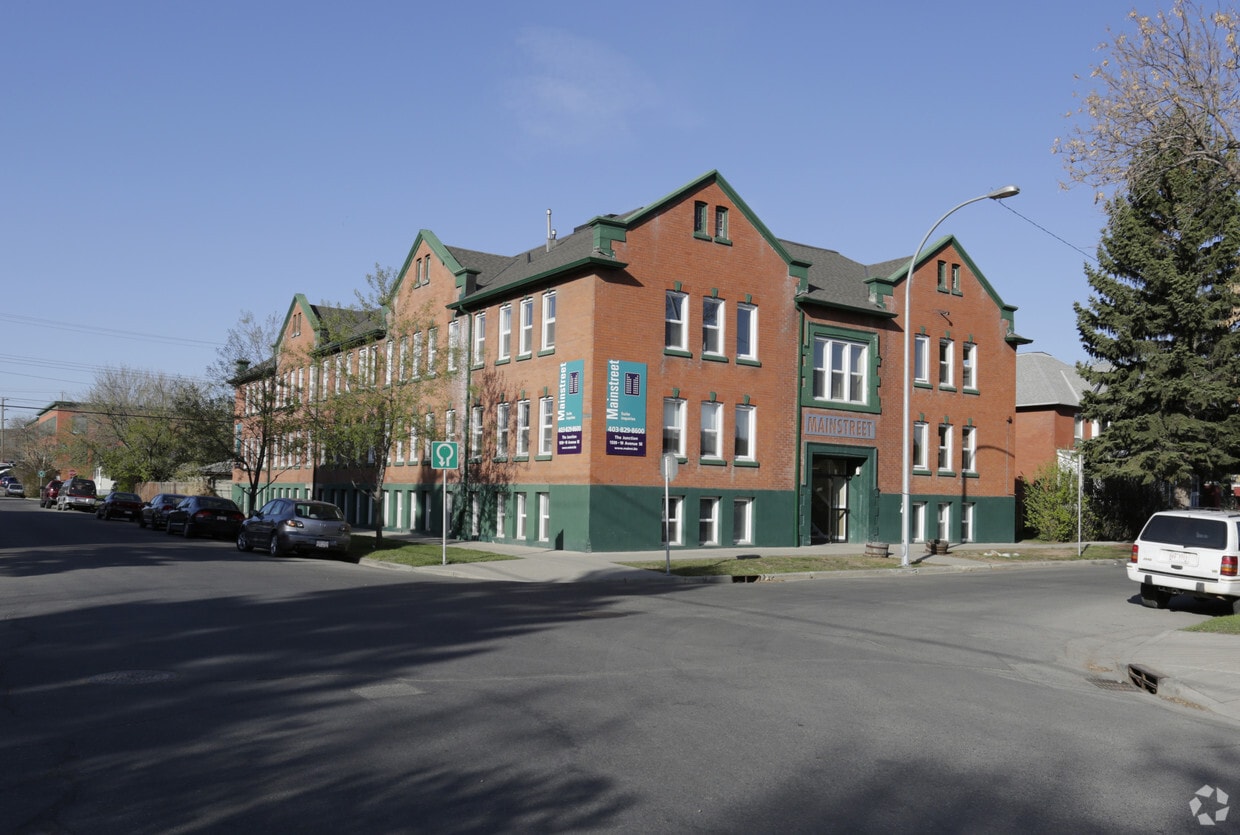 Primary Photo - The Junction