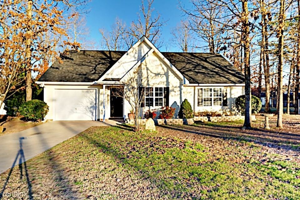 Primary Photo - 3108 Kelly Grove Ln