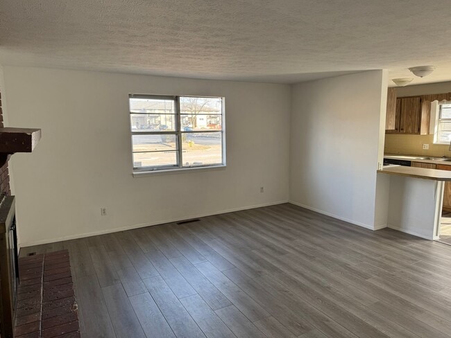 Foto del edificio - 2 Bedroom | 1.5 Bath | Located in Springfield!