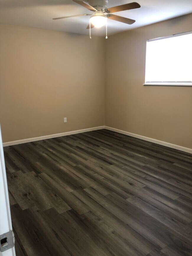 Foto del edificio - 741 Boone St
