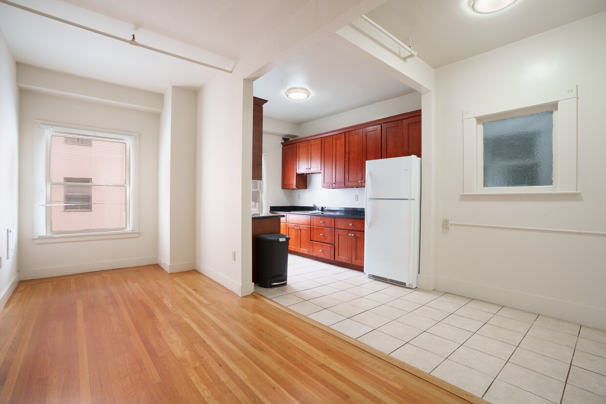 Photo - Shattuck Apartments