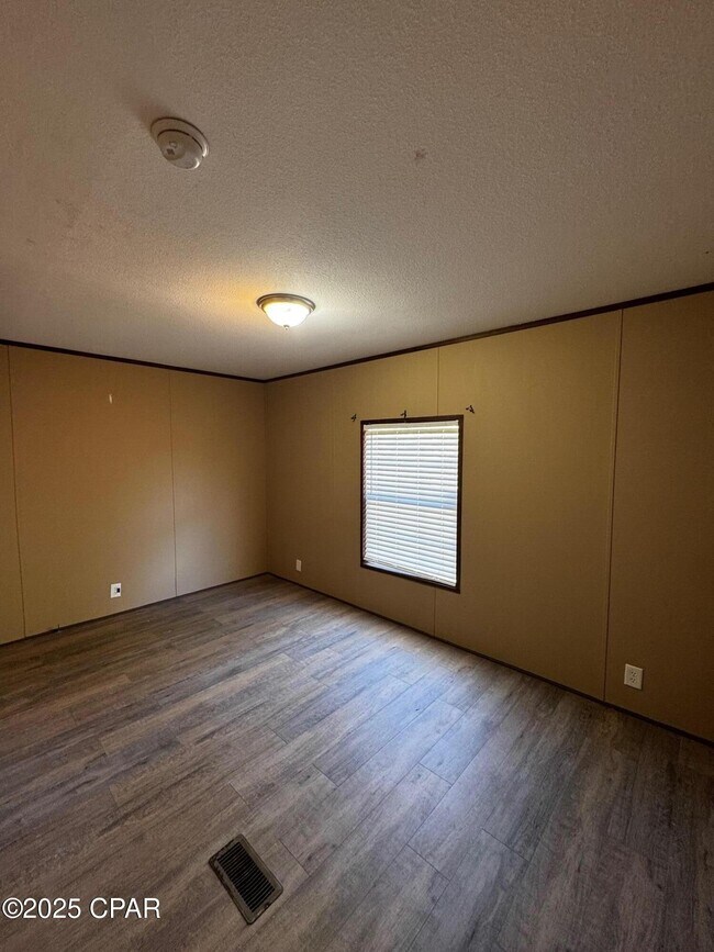 Foto del edificio - 4216 Barber St