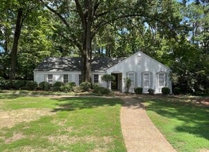 Building Photo - 7670 McHenry Cir E