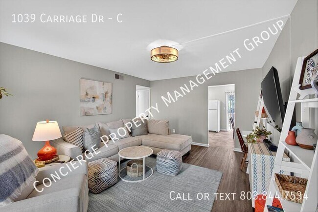 Foto del edificio - 1039 Carriage Dr