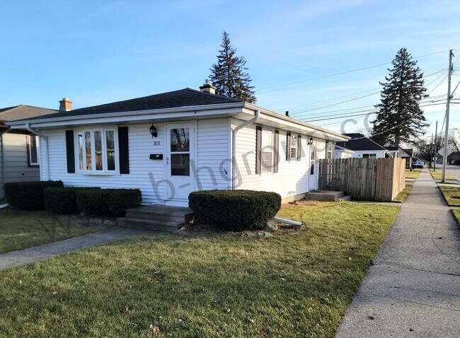 Foto del edificio - Finished Basement