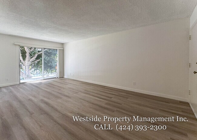 Foto del edificio - 3336 Tilden Ave