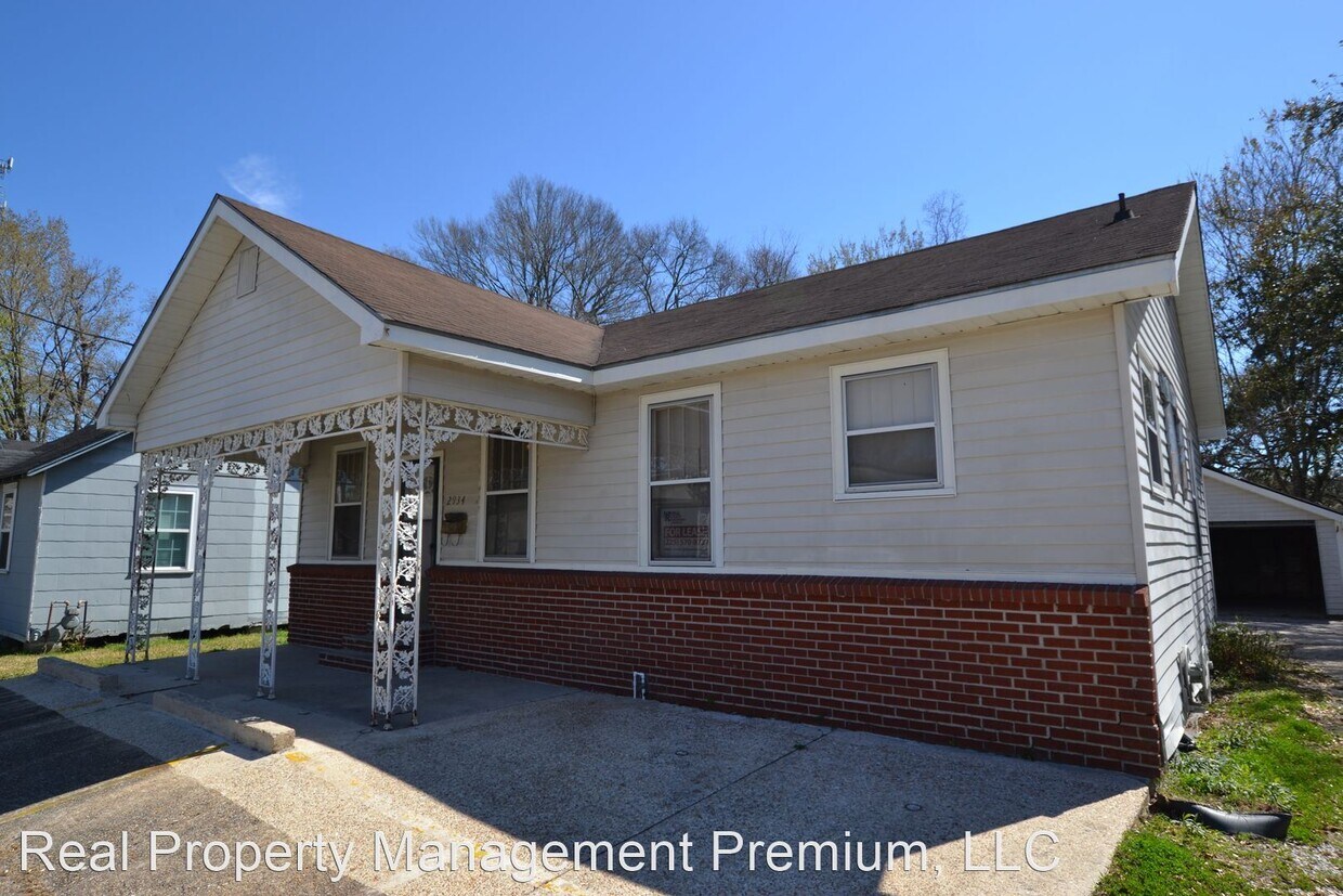 Primary Photo - 3 br, 2 bath House - 2934 Evangeline St