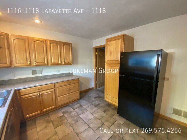 Foto del edificio - 1116-1118 Lafayette Ave-1118
