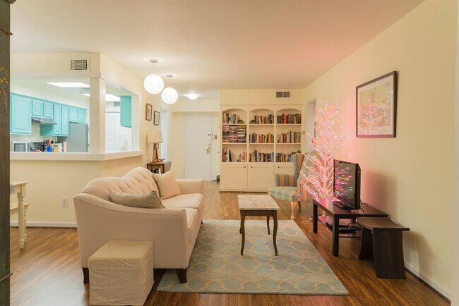 Foto del edificio - 357 N Post Oak Ln