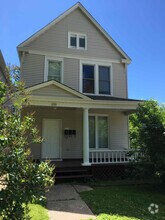 Building Photo - 1210 E 2nd St