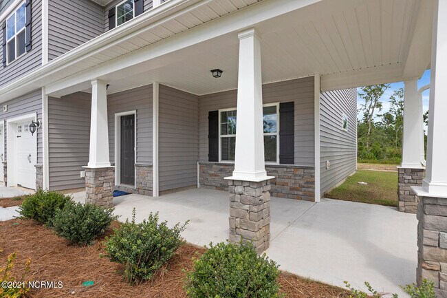 Building Photo - 334 Habersham Ave