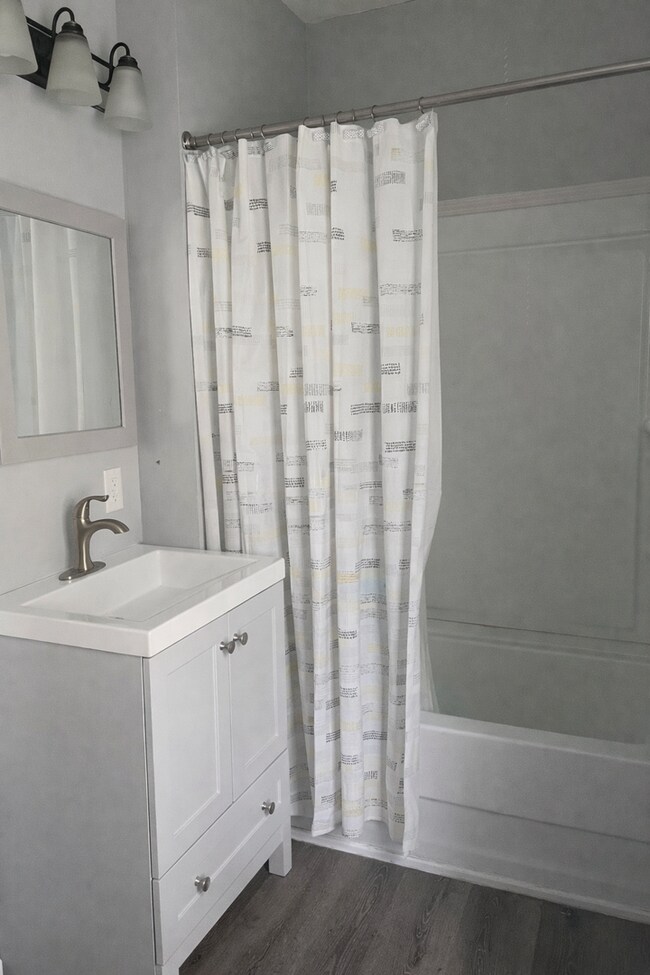 Foto del edificio - 15 S Grove St