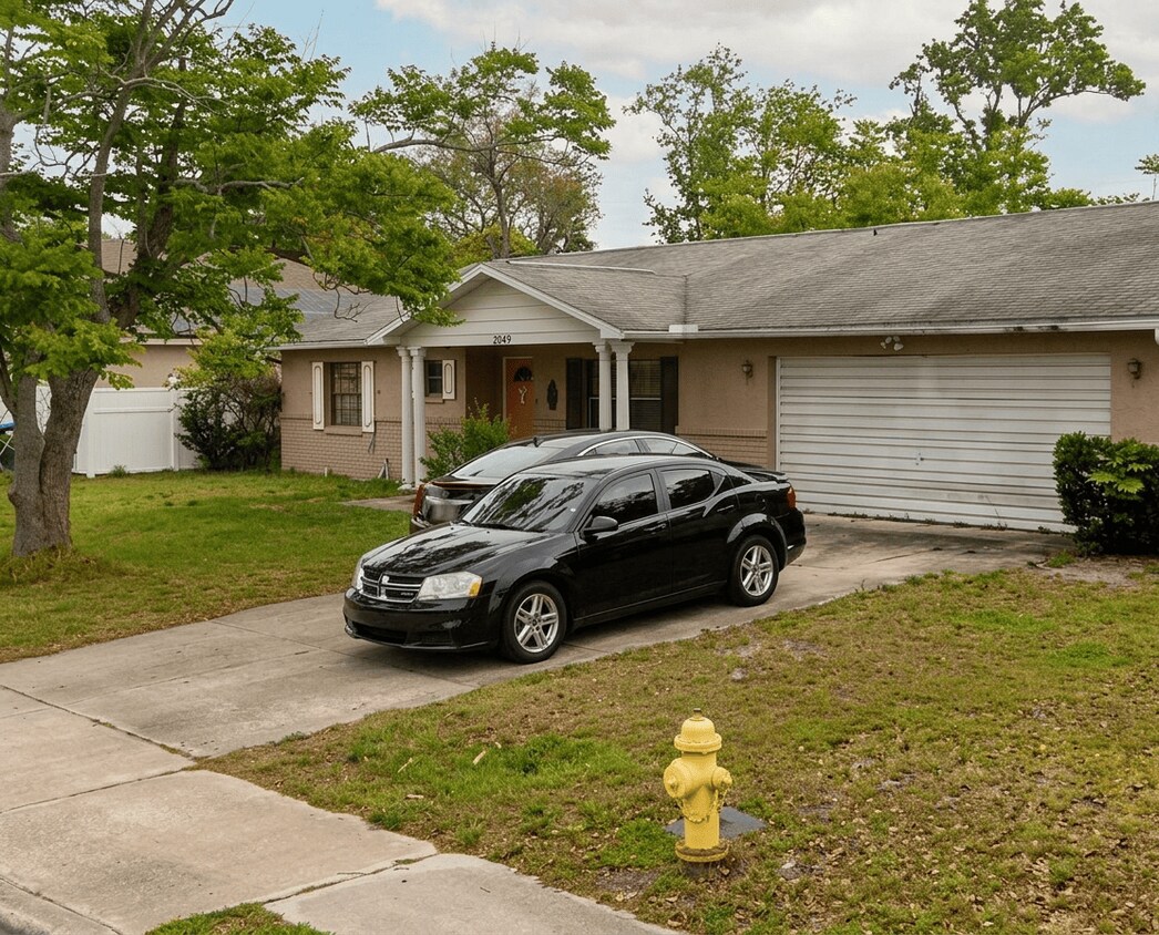 Building Photo - 2049 N Normandy Blvd