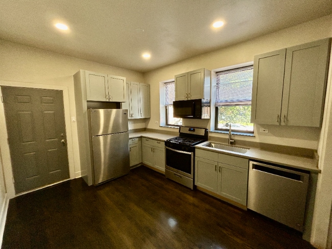 Foto del edificio - 3400 W Evergreen Ave