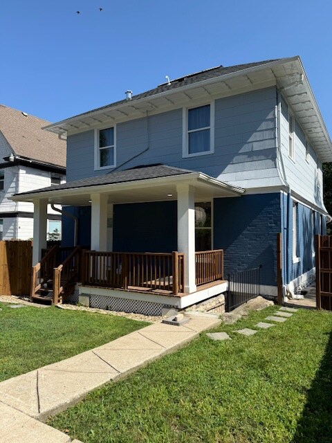 Foto del edificio - 817 Linwood Blvd