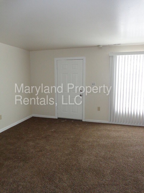 Building Photo - 1705 Addison Rd S