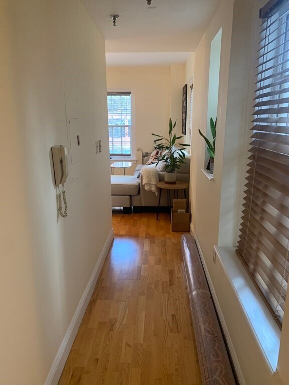 Foto del edificio - 15 River St Pl