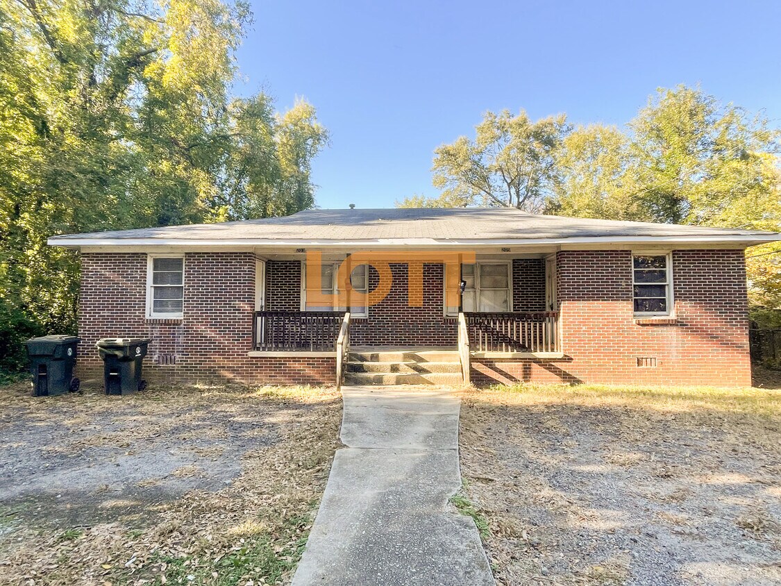 Primary Photo - 203 King St