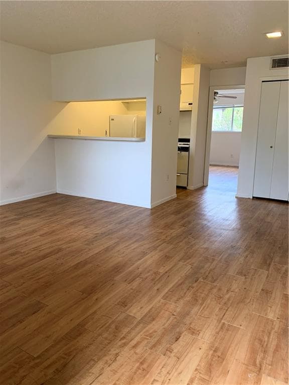 Building Photo - 10810 Newmont Rd