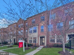 Building Photo - 23391 Epperson Square