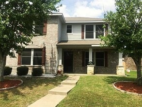 Building Photo - 2917 Mayfair Ln
