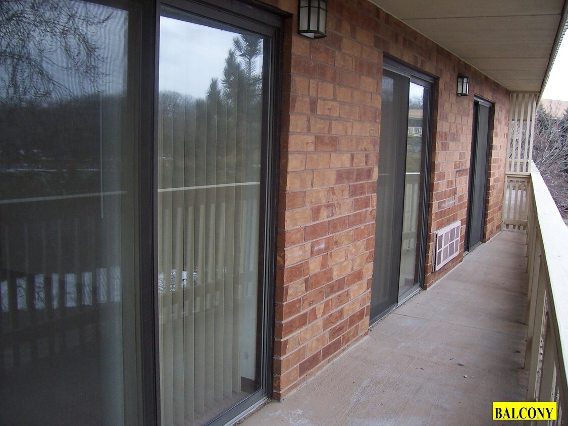 Primary Photo - 1700 Wedgewood Dr