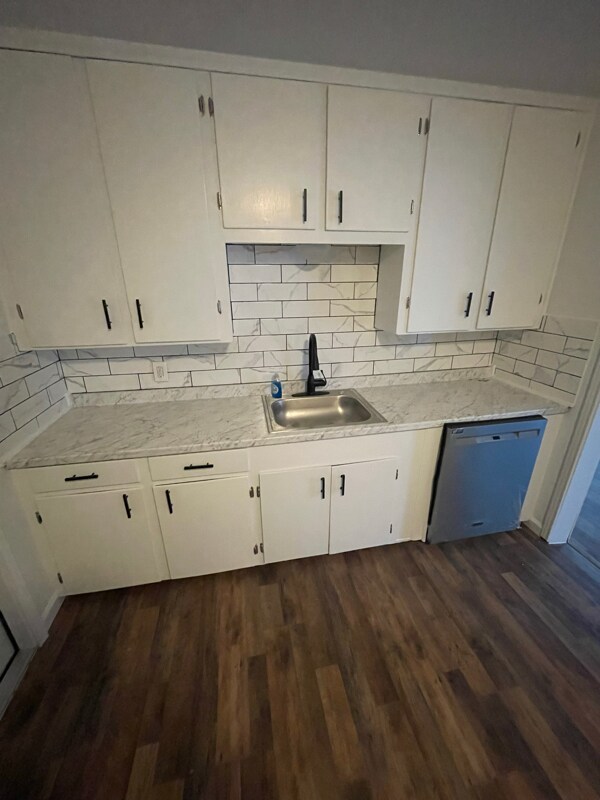 Foto del edificio - 1022 Shiels Dr