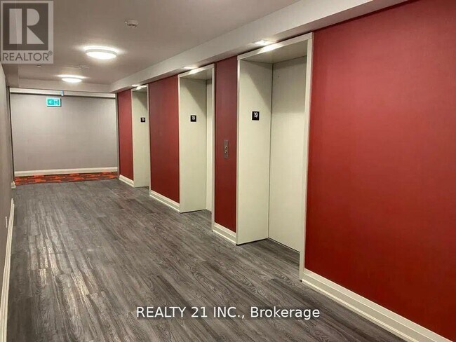 Building Photo - 20 Meadowglen Pl