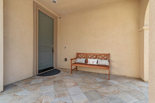 Building Photo - 13495 Tierra Vista Cir