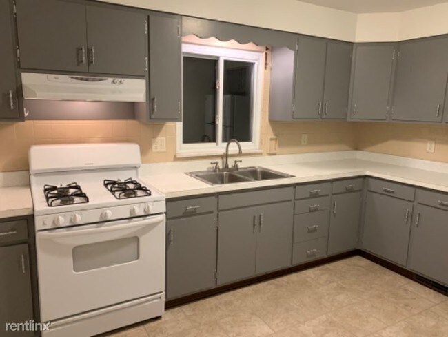 Foto del edificio - 2 br, 2 bath House - 3127 Broadway Street