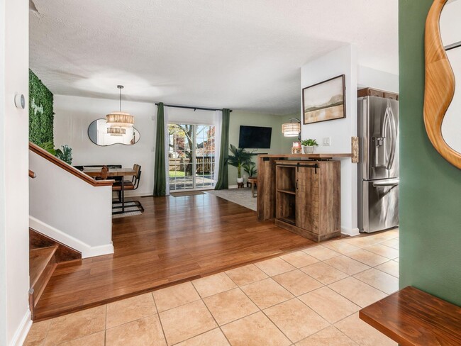 Foto del edificio - 8346 Seabright Dr