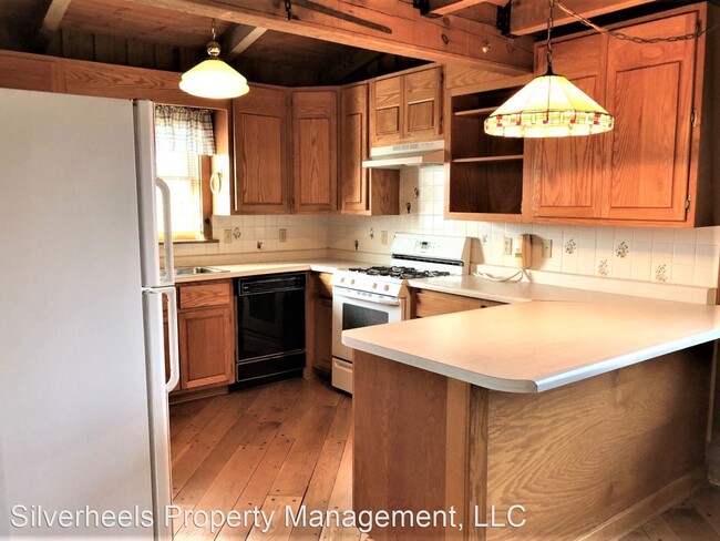 Building Photo - 3 br, 3.5 bath House - 550 Orchard Lane