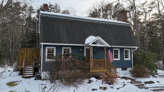 Foto del edificio - 46 Cundy's Harbor Rd