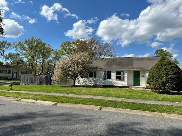 Foto del edificio - 26 Havertown Rd