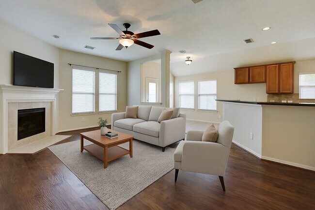 Foto del edificio - 19223 Fisher Ridge Ln