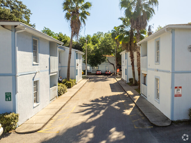 Building Photo - Columbia Park Apartments