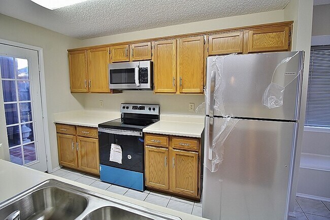 Foto del edificio - Wonderful 3/2/2 Near Joe Pool Lake For Rent!