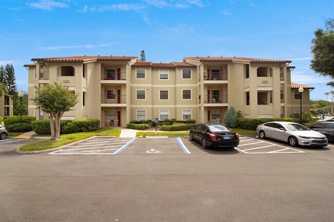 Foto del edificio - 3036 Parkway Blvd