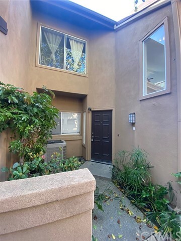 Building Photo - 7 Sunbridge Pl