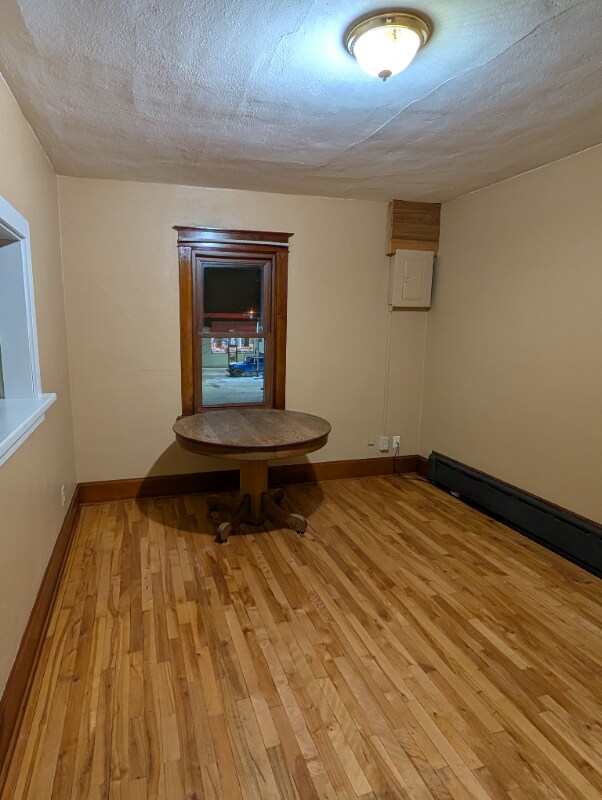 Foto del edificio - 1027 E Chapman St