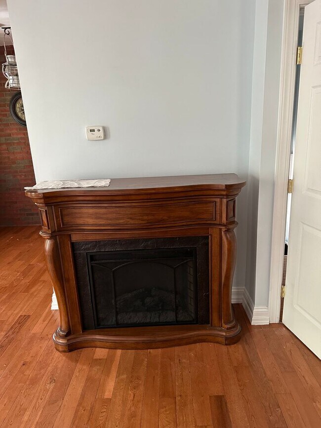 Foto del edificio - 32 Dana Ave