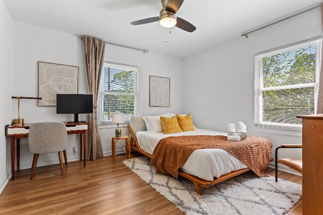 Foto del edificio - 3191 Bluebird Ln