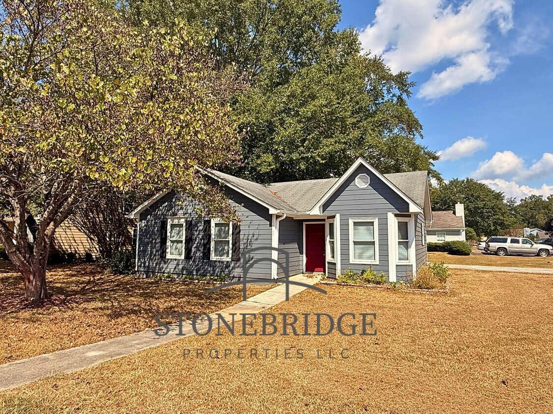 Foto principal - 3 bed, 2 bath home in Helena