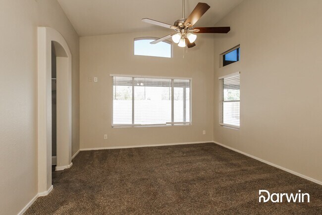 Building Photo - 4724 N 89th Dr