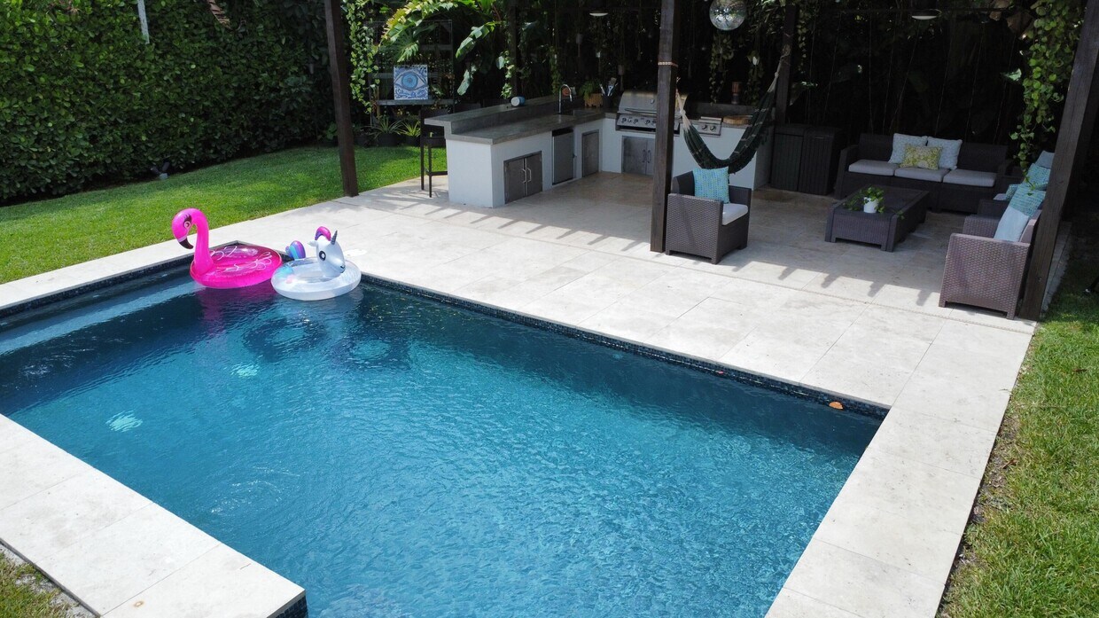 655 NE 116th St, Biscayne Park, FL 33161 House for Rent in Biscayne